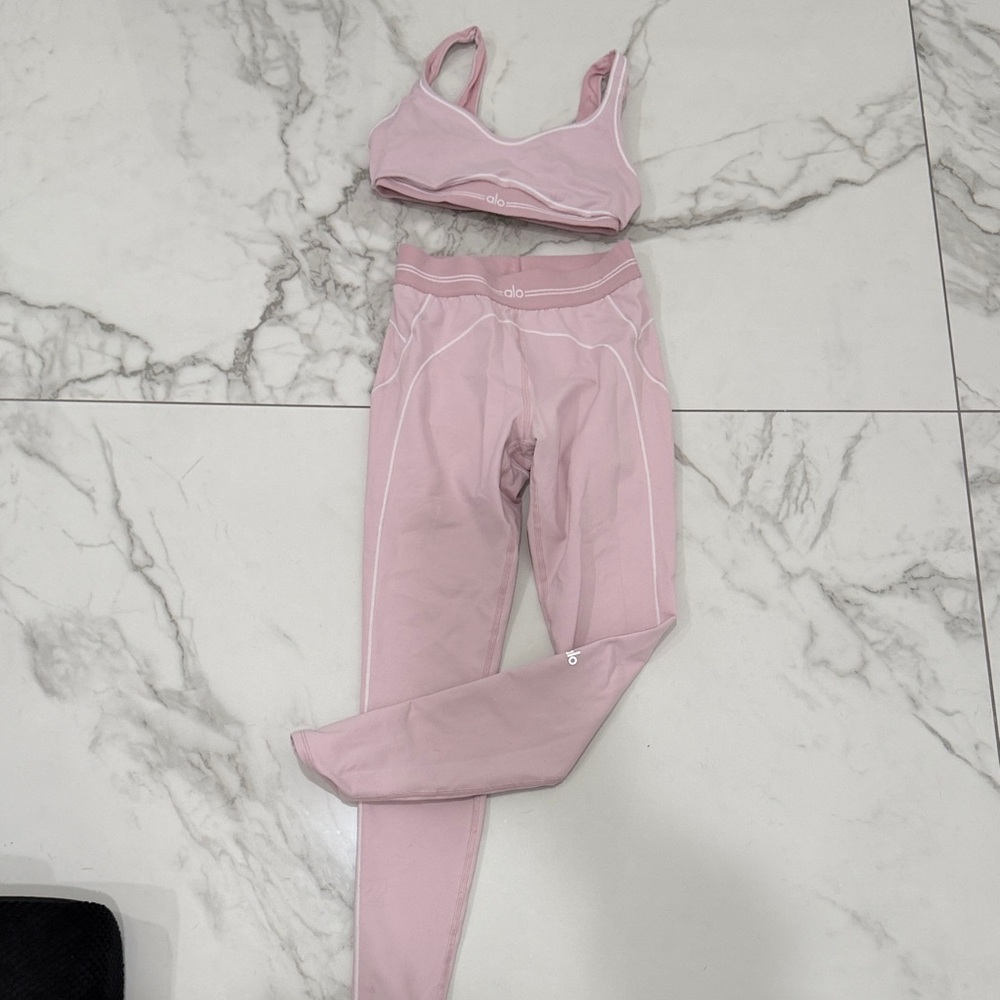 ALO Yoga Pink Sports Bra and Leggings Set